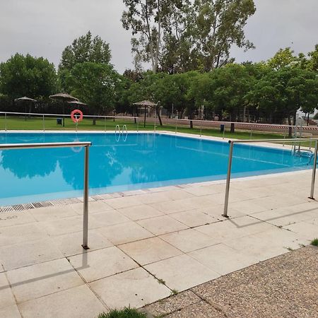 Apartamentos Turisticos Casa Morocho Alagon Del Rio エクステリア 写真